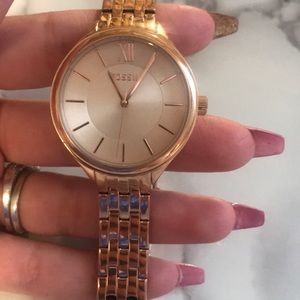 Rose gold fossil watch